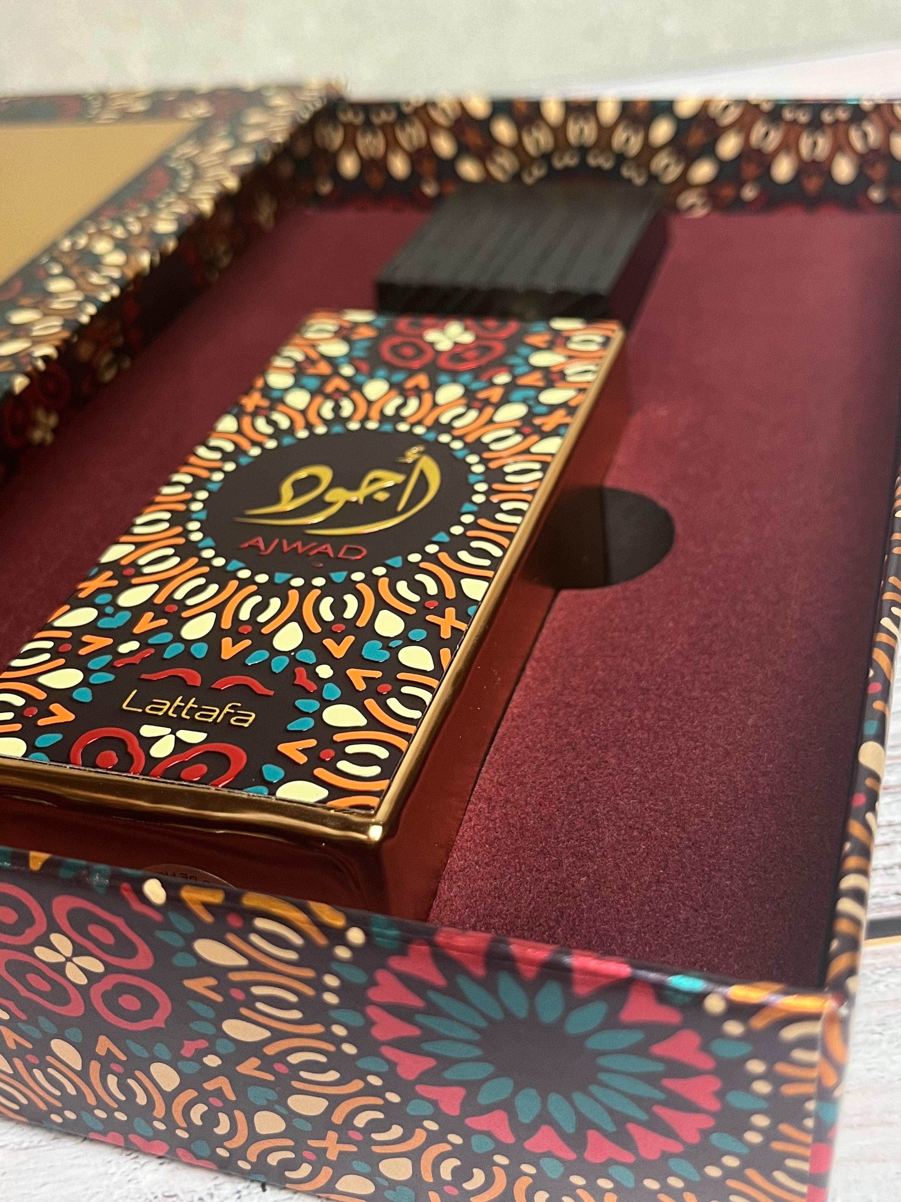 🎁 AJWAD – Acquisti 1, Ricevi 2 ✨ + dedica personalizzata e il tuo nome in arabo- occasione per brillare