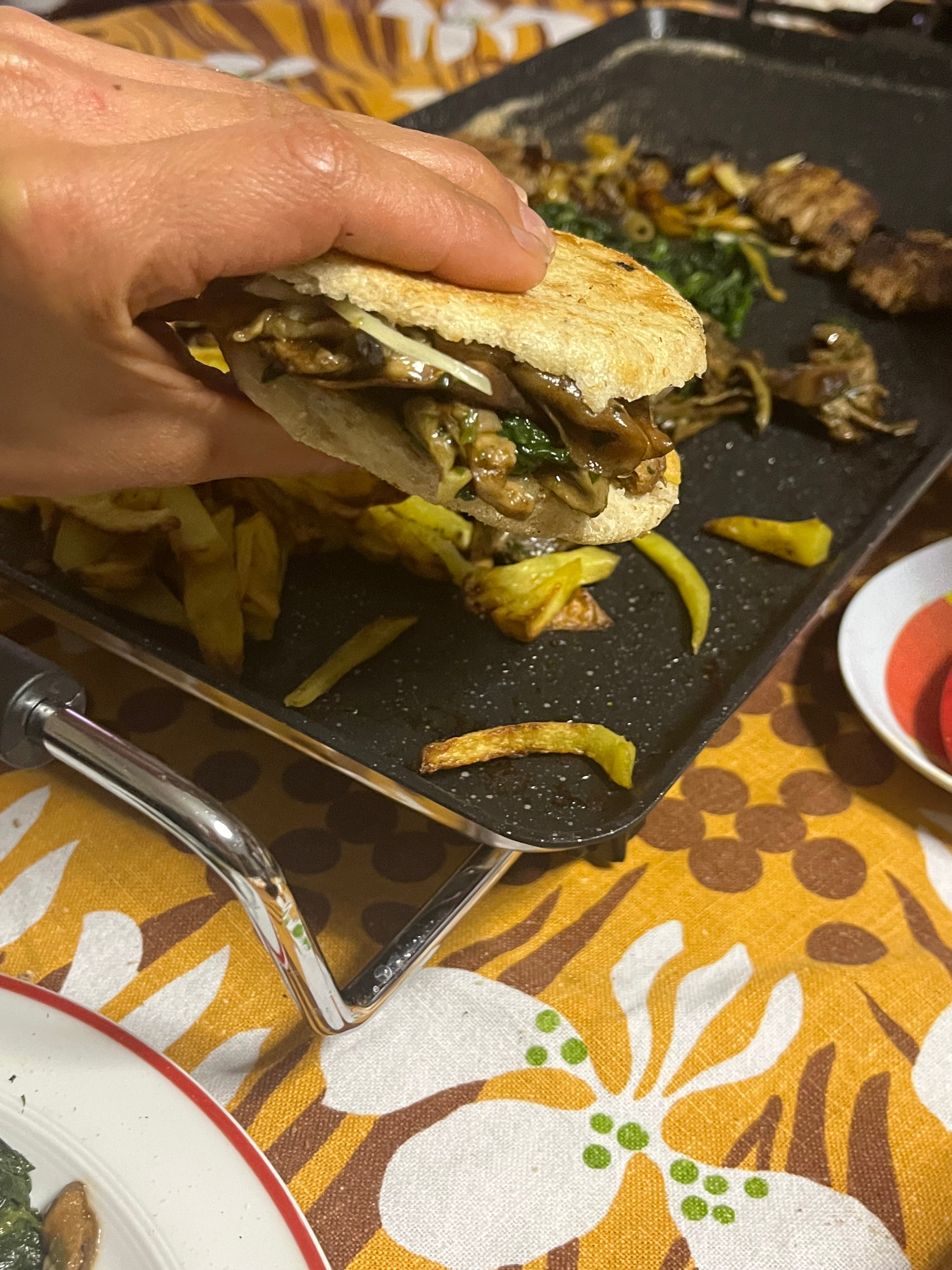 Piastra Conviviale Special Edition Ramadan & Pasqua – Edizione Limitata 🌙 🐣