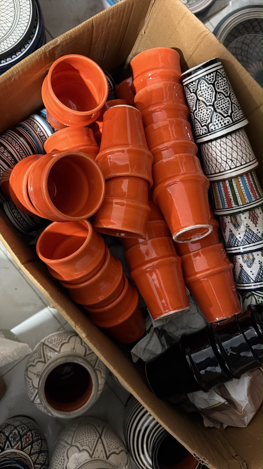 Bicchiere dipinto a mano in ceramica artigianale di Safi