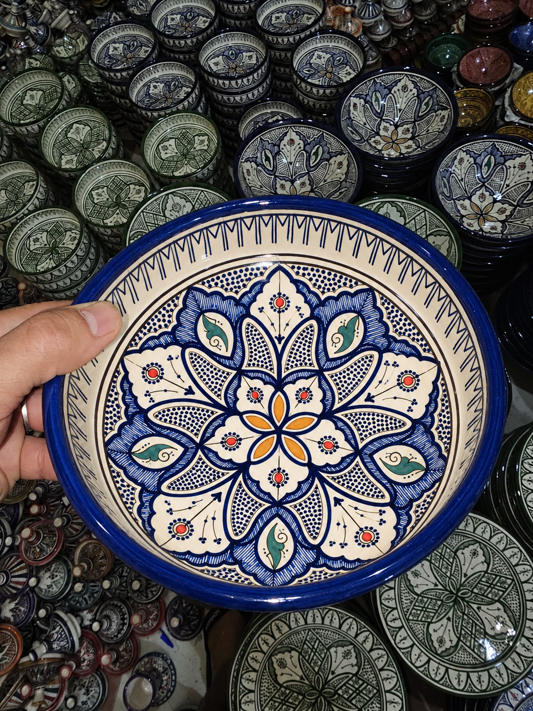 Piatto bordi alti artigianale lavorato a mano 17cm