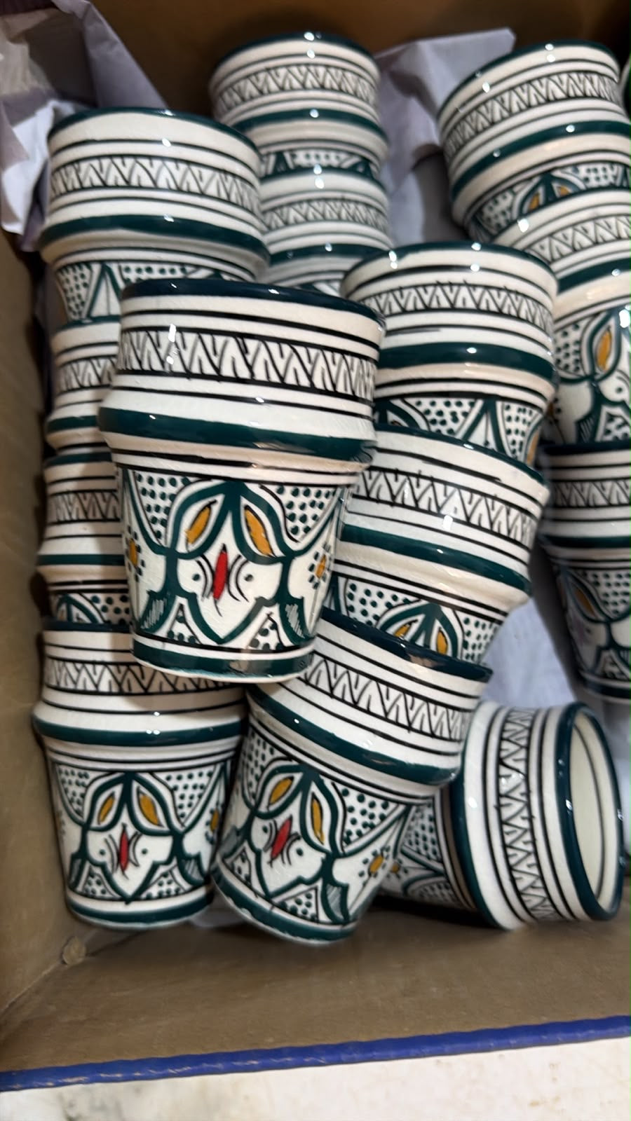 Bicchiere dipinto a mano in ceramica artigianale di Safi